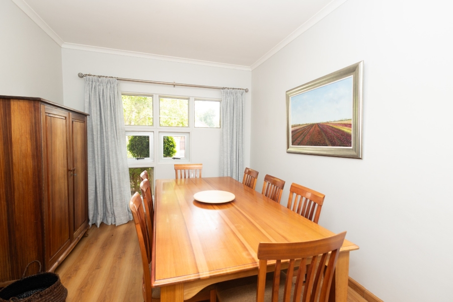 To Let 5 Bedroom Property for Rent in Vierlanden Western Cape